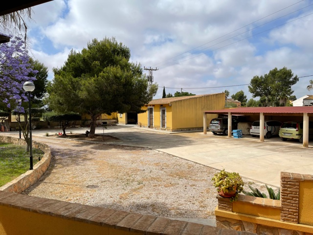 Los Montesinos (Alicante)