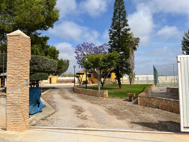 Los Montesinos (Alicante)
